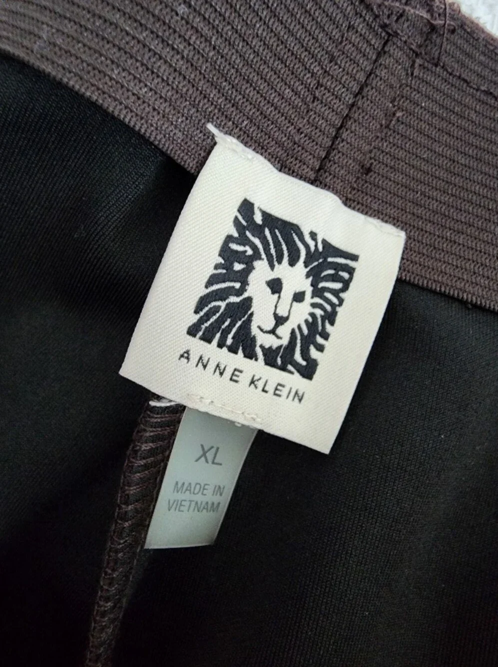 Anne Klein excellent new